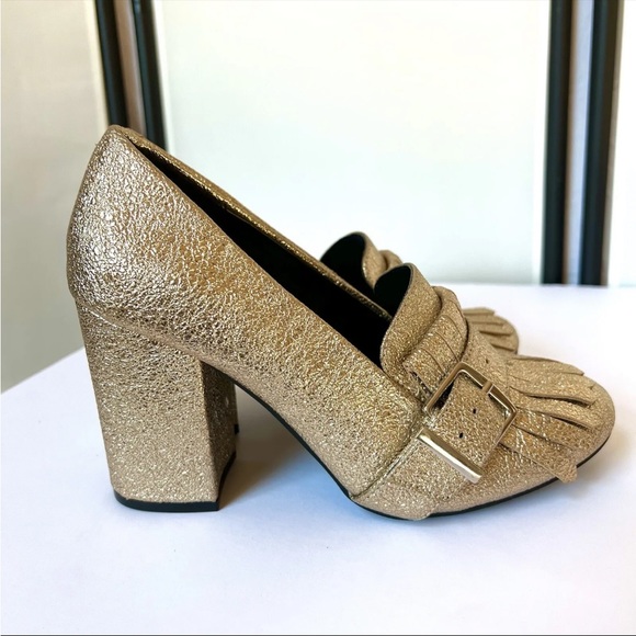 Kenneth Kole Reaction Gold Wedge Loafer. 50 items just went below $20 - Picture 2 of 5